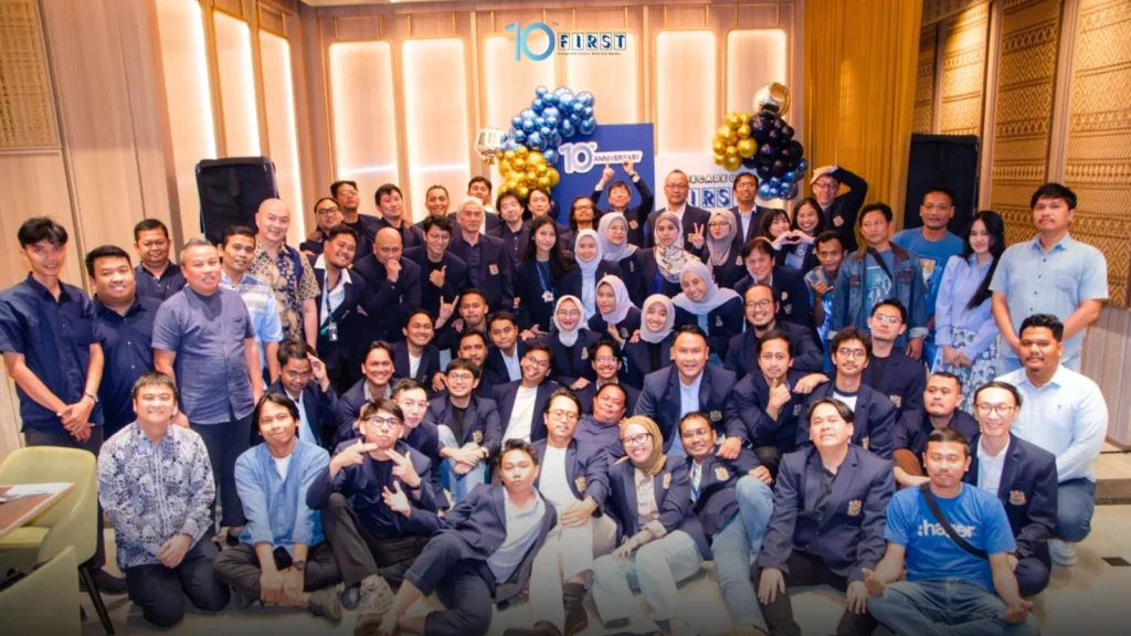 FIRST Solution Indonesia employees and partners at the 10th anniversary celebration